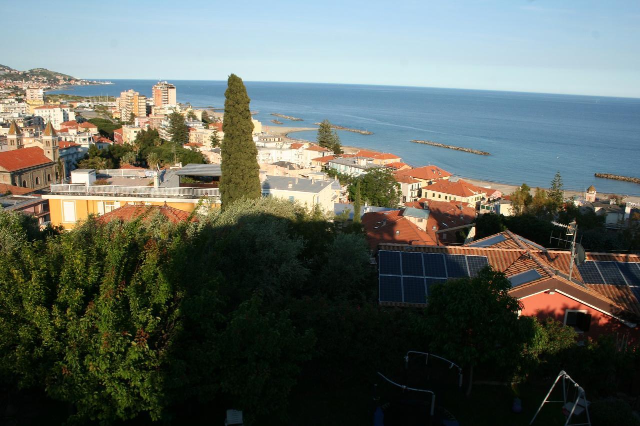 La Dolce Vita Arma di Taggia Luaran gambar